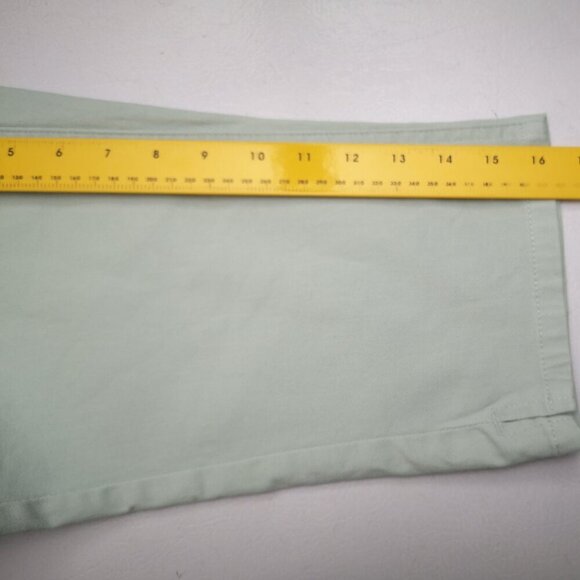 Reitmans Jeans Ladies Size 10 Petite Mint Green Pull On Style Capri Pants - Picture 11 of 11